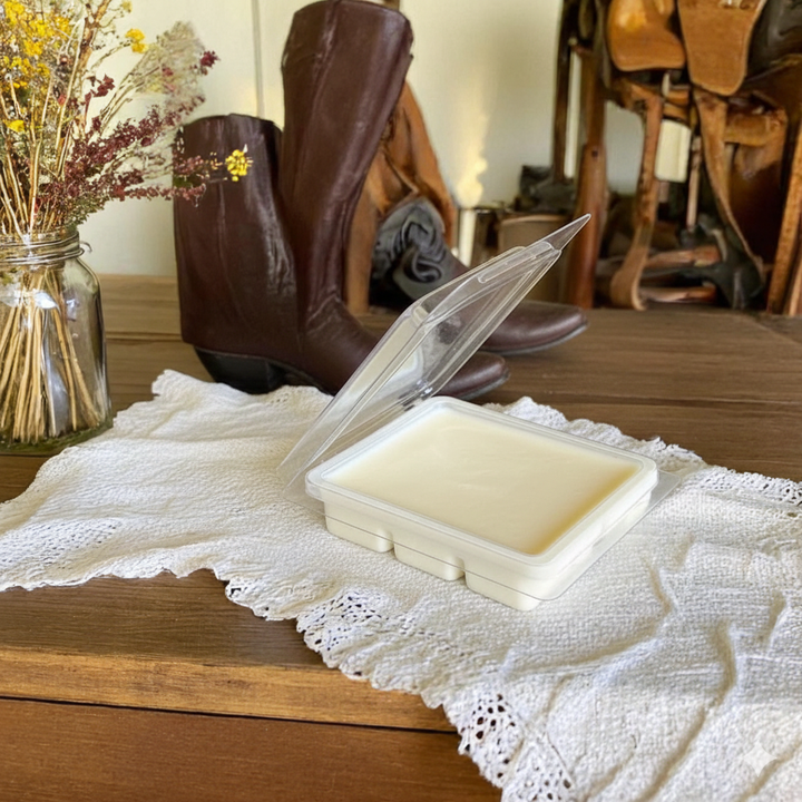 Western Lace - Luxe Hand-Poured Natural Soy Wax Melts