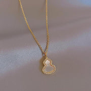 White Double Gourd Fashion Necklace