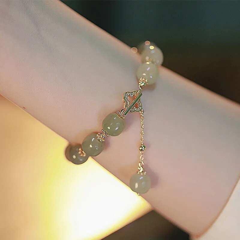 Jade Colored Fashion Beaded Bracelet